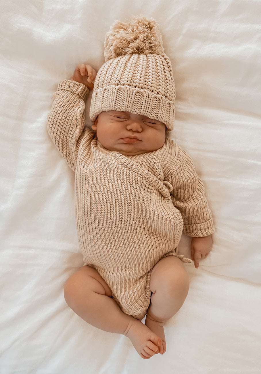 Hand Knit Baby Set. Baby Romper and Hat Set. Merino outlet Wool Baby Set. Neutral Color Baby Set. Retro Style Baby Set.