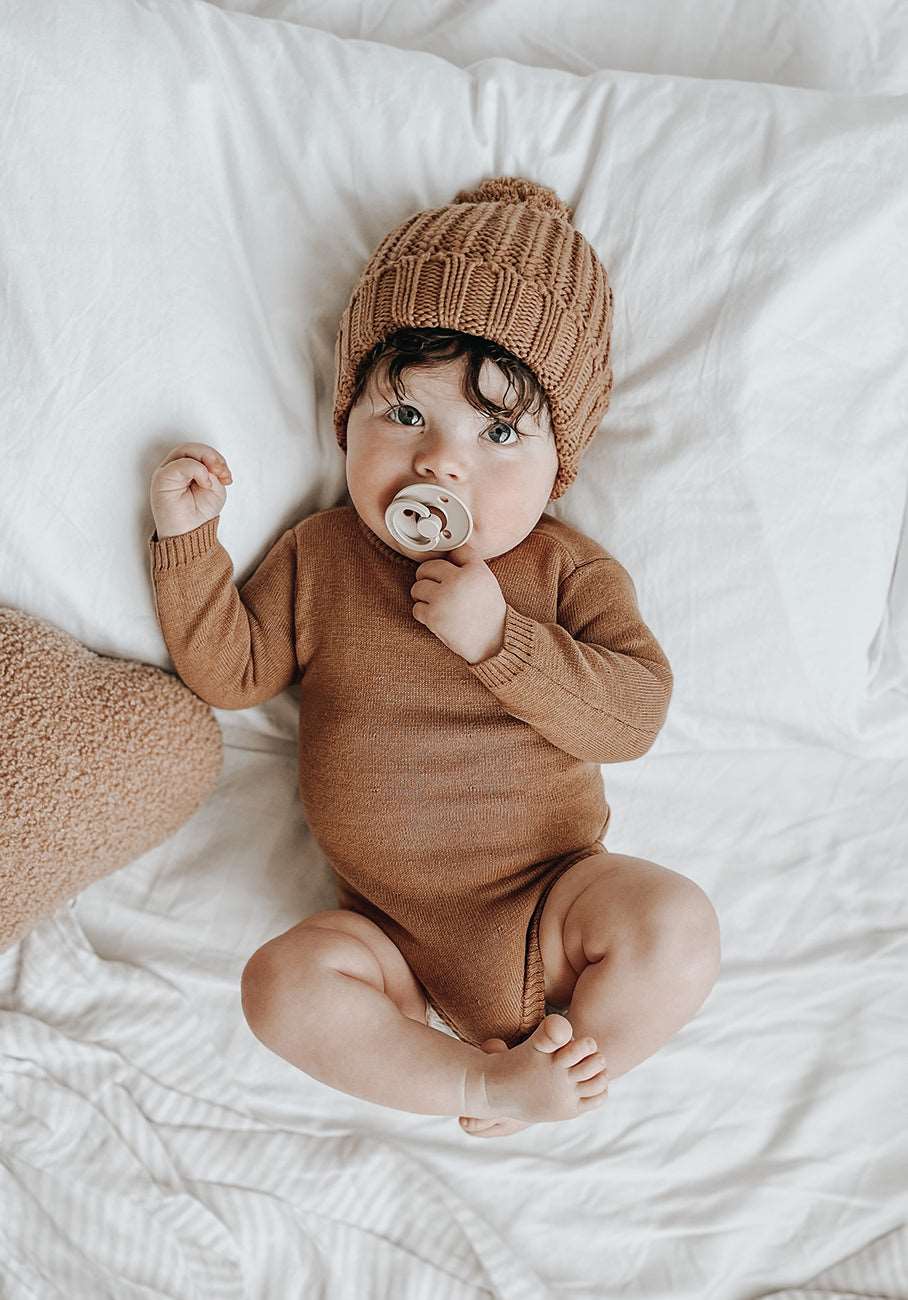 Miann &amp; Co Baby - Long Sleeve Knit Bodysuit - Caramel